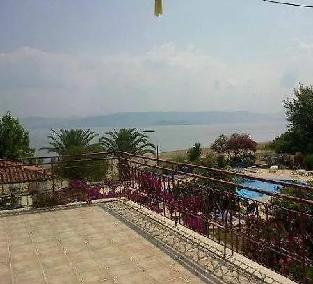 Ξενοδοχείο Sailors Beach Apartments Corfu (city)